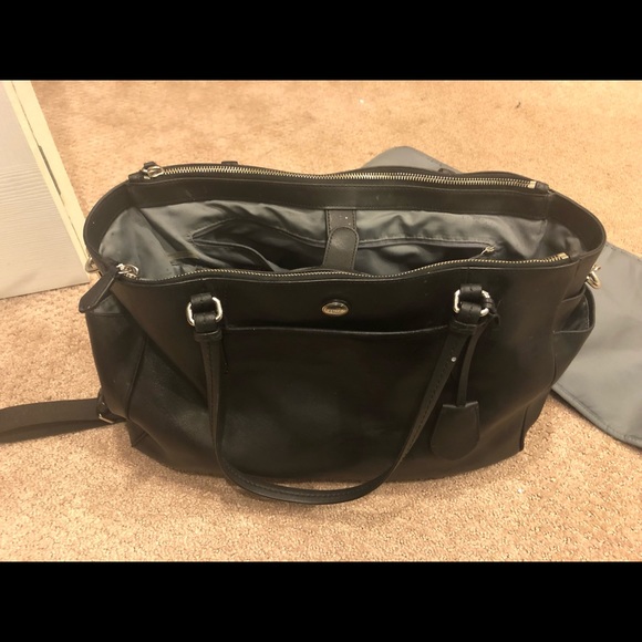 Authentic coach diaper bag or tote - Picture 4 of 4